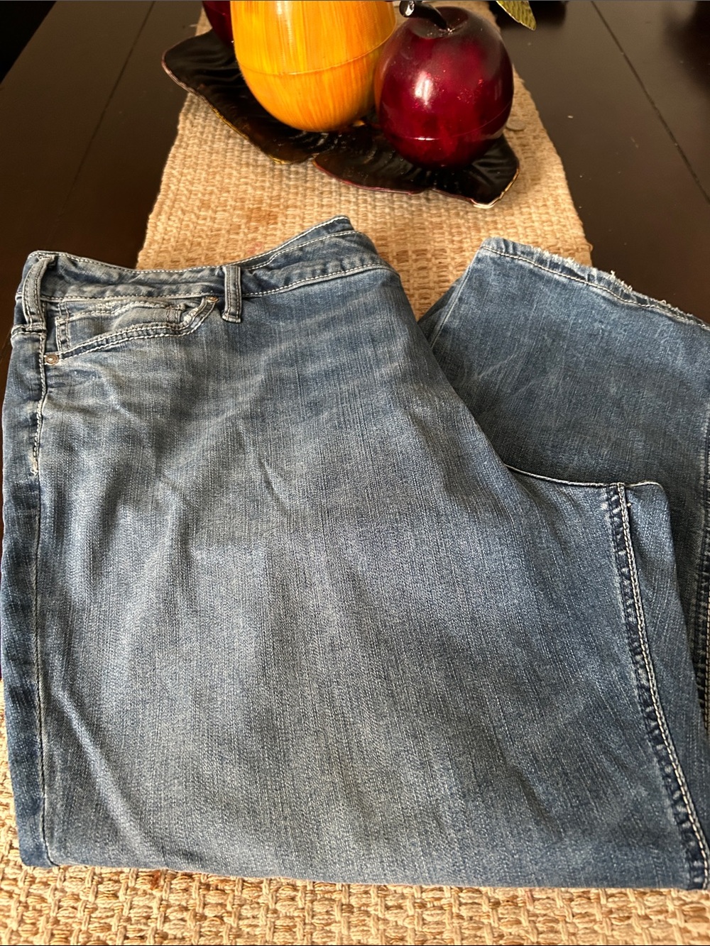 Silver Jeans Women's Light Blue mid rise size plus